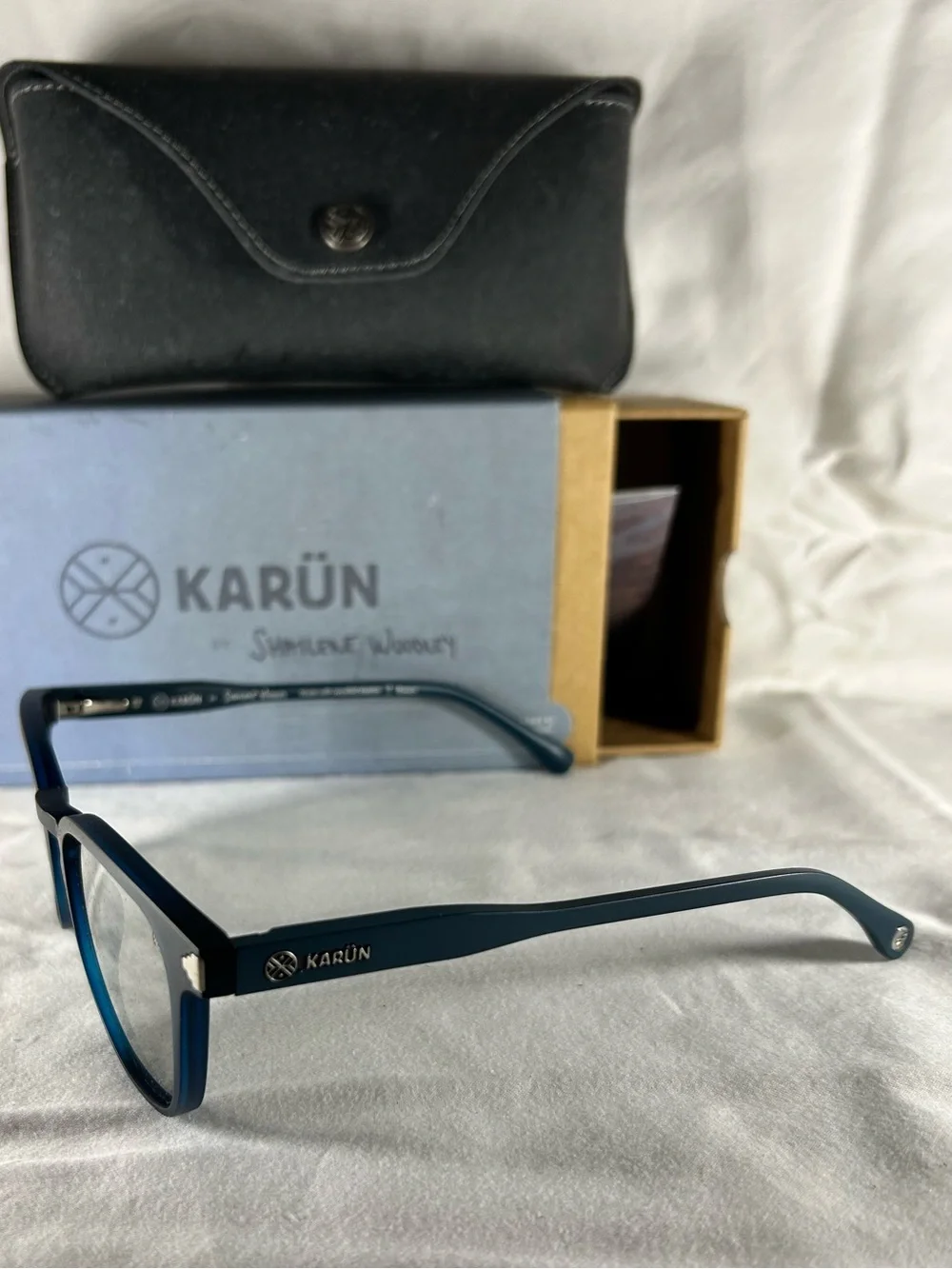 Karün by Shailene Woodley stylish glasses